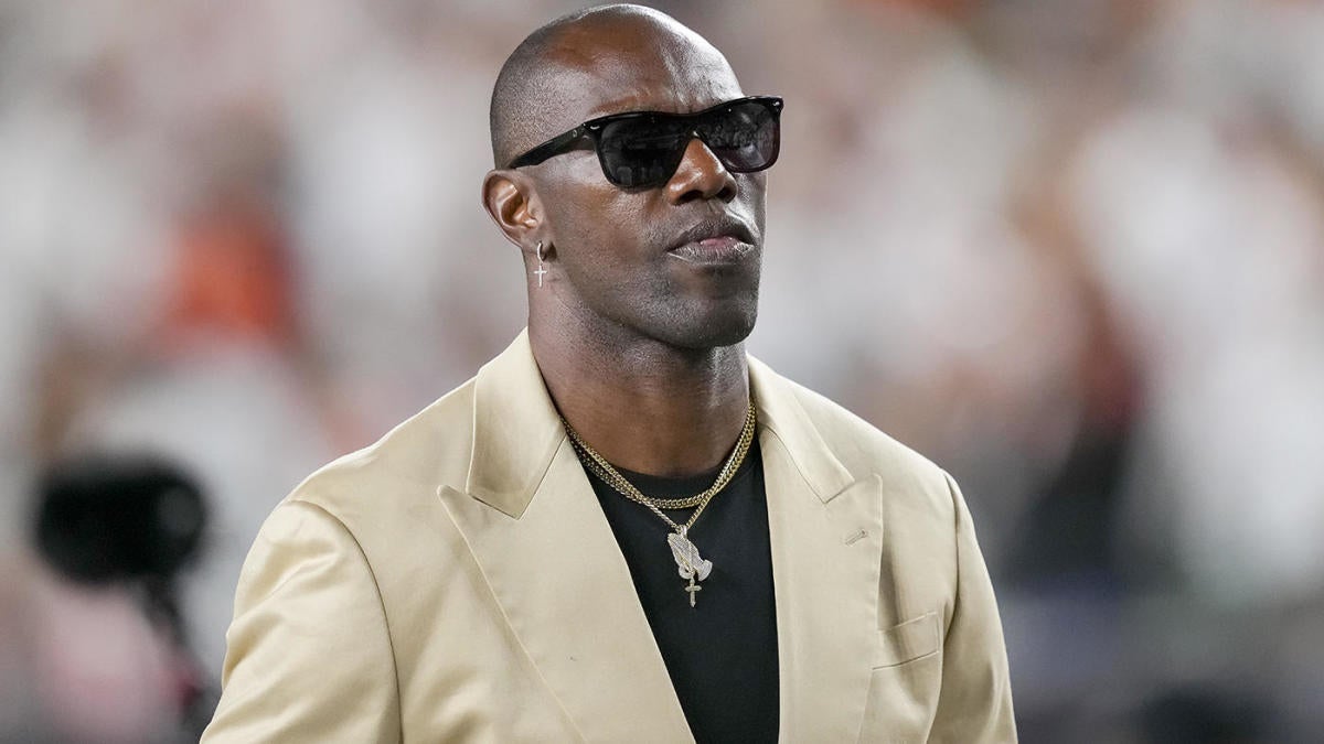 Hall of Fame WR Terrell Owens reveals Tom Brady snub in Buccaneers