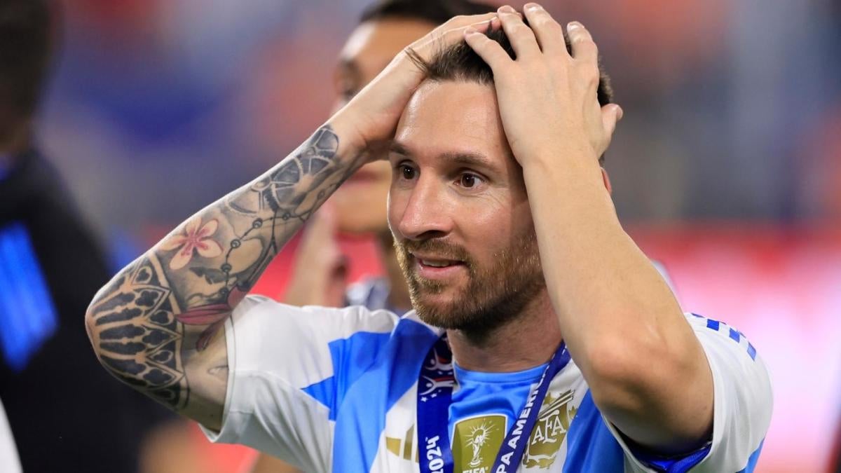 Funcionario argentino renuncia a su cargo tras pedir a Lionel Messi que se disculpe públicamente por los cánticos ofensivos de sus compañeros