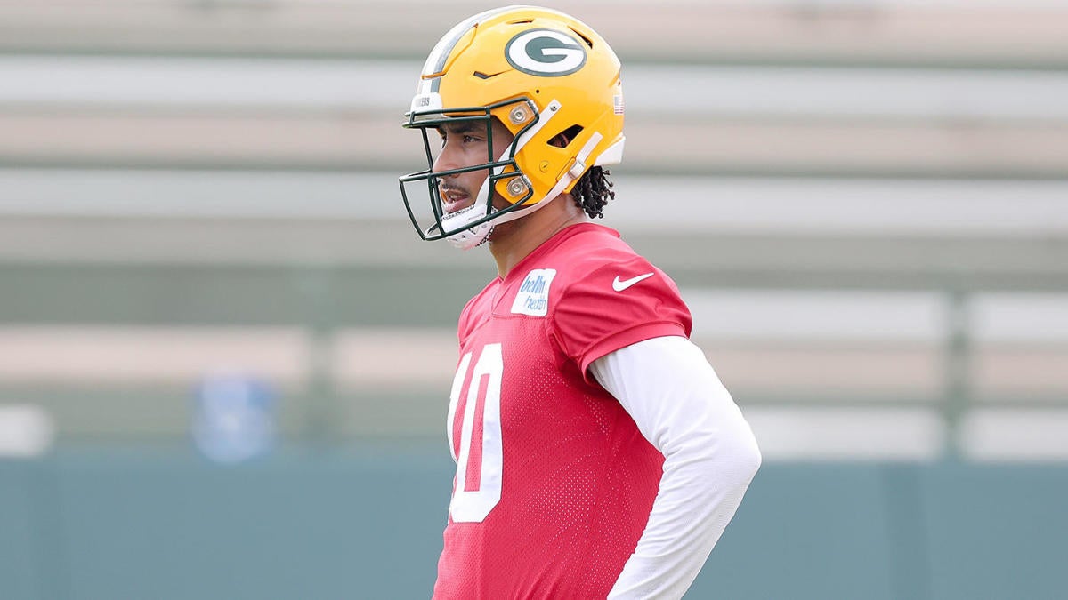 Jordan Love, Packers not close to new contract ahead of 2024 training camp despite mutual interest, per report Jordan Love, Packers not close to new contract ahead of 2024 training camp despite mutual interest, per report