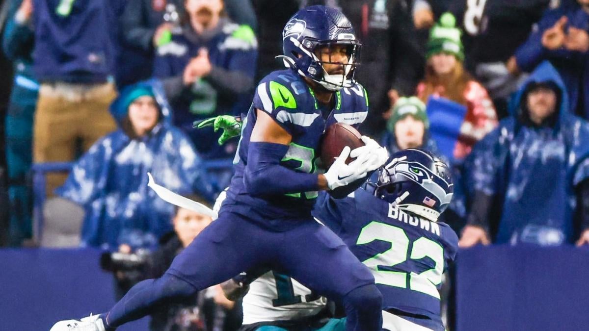 Seahawks safety Julian Love lands three-year extension worth up to $36 ...