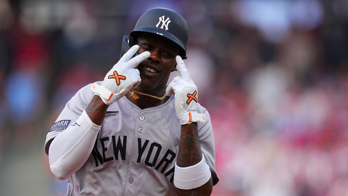 Jazz Chisholm Slugs First Two Yankees Home Runs After Trade Deadline ...