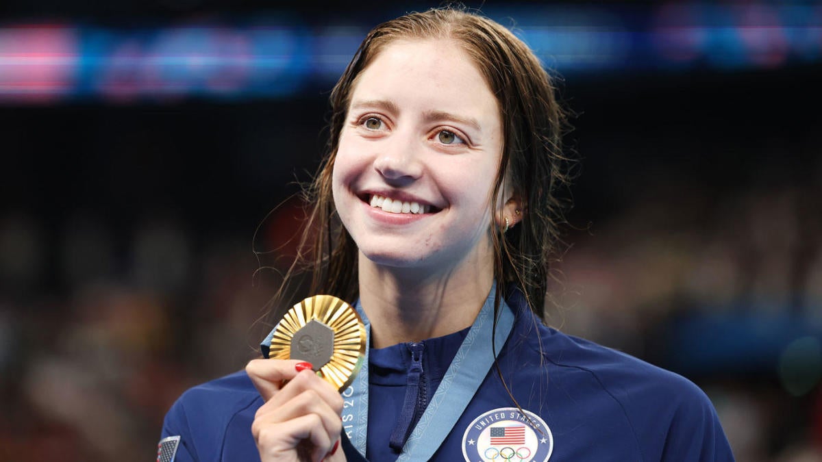 Schwimmen, Team USA: Kate Douglass gewinnt Goldmedaille im ...