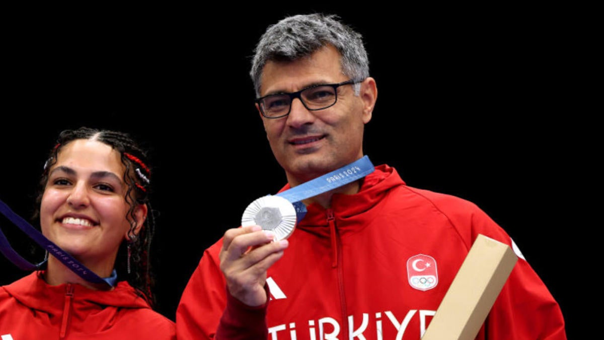 Paris Olympics 2024 Turkish Shooter Yusuf Dikec Goes Viral On Social