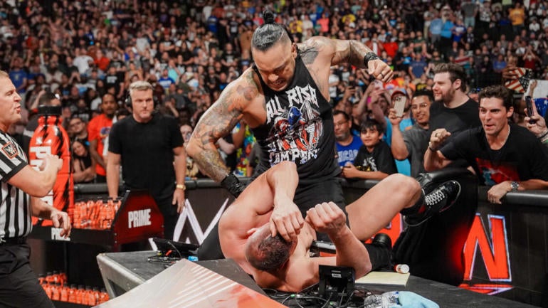 damian-priest-gunther-wwe-raw.jpg