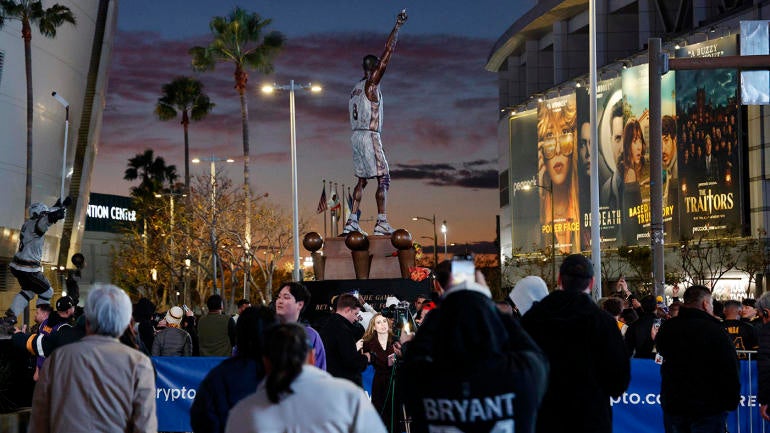 kobe-bryant-statue-lakers-g.jpg