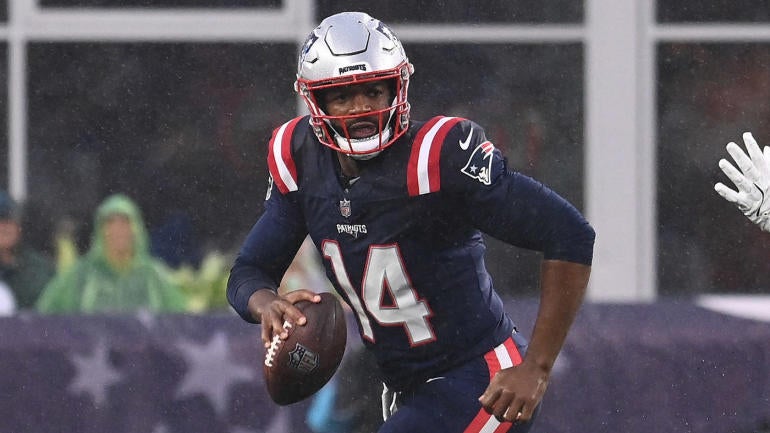 NFL: Carolina Panthers at New England Patriots