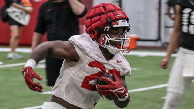 Kolby Smith discusses diversity in Arkansas' running back room