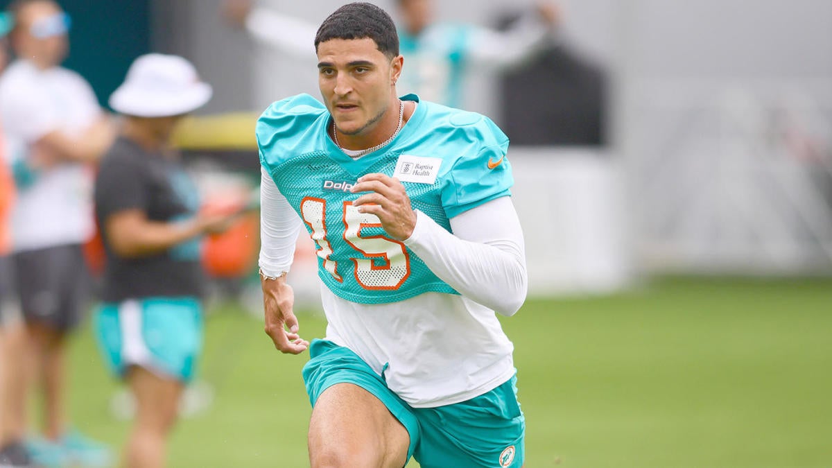 Dolphins' Jaelan Phillips activated off PUP list, says getting past  Achilles injury will 'make me a monster' - CBSSports.com