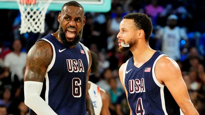 lebron-james-steph-curry-team-usa-usatsi.jpg