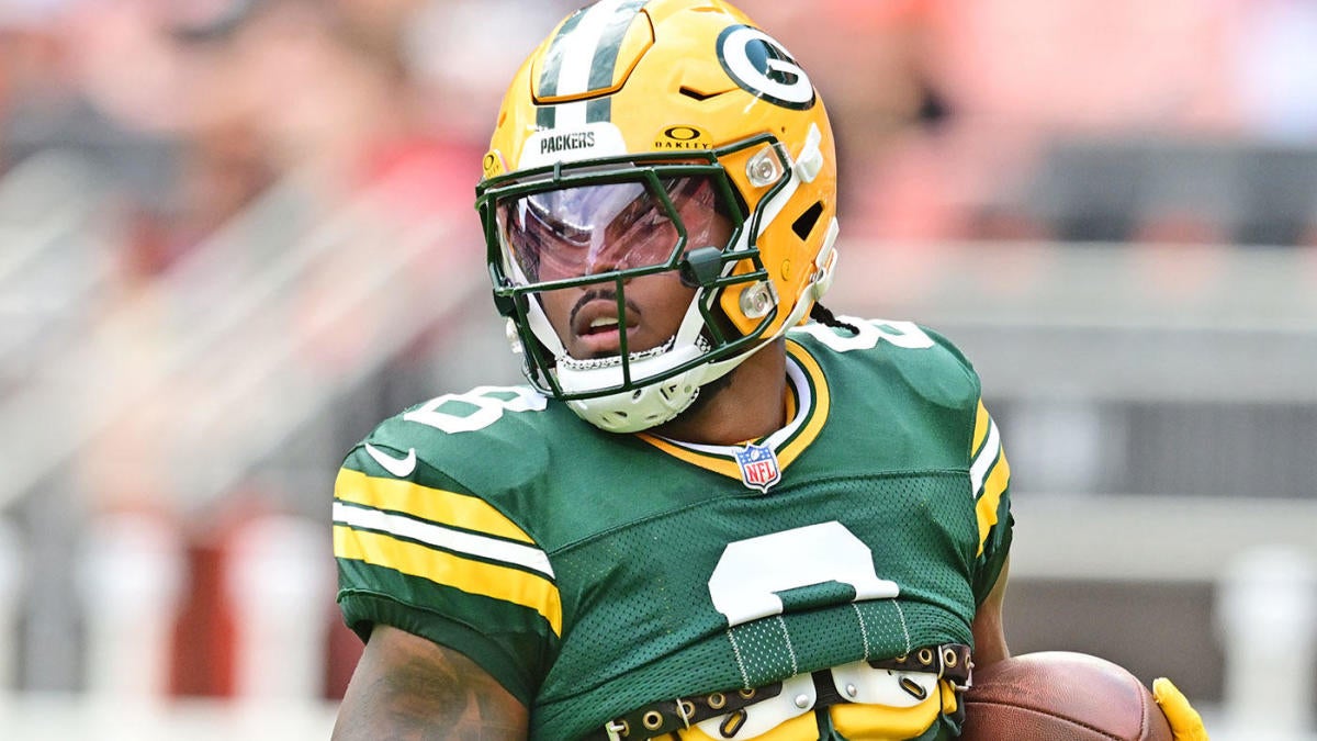 Packers player Josh Jacobs is close to breaking the 37-year-old NFL record