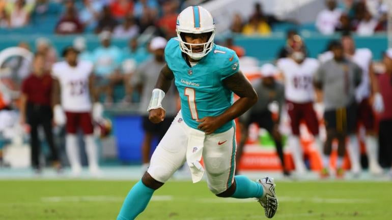 usatsi-tua-tagovailoa-dolphins.jpg