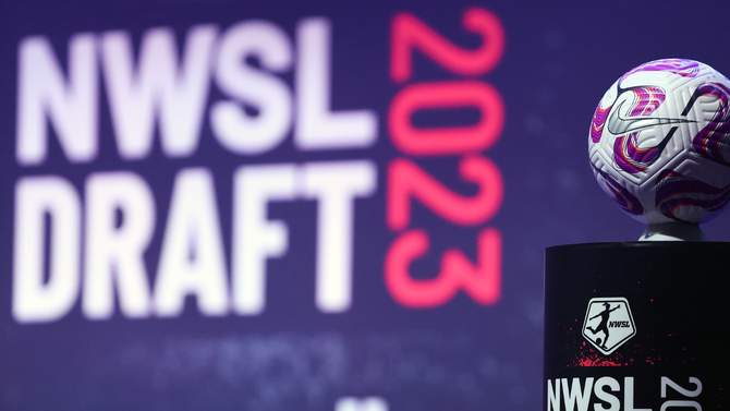 Why the NWSL's new CBA is a historic moment in American sports, plus the Bundesliga season begins