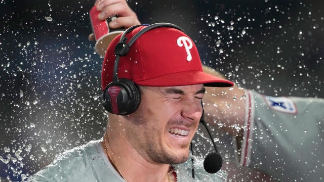 Highlights: Phillies at Royals