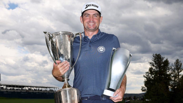 keegan-bradley-bmw-trophy-g.jpg