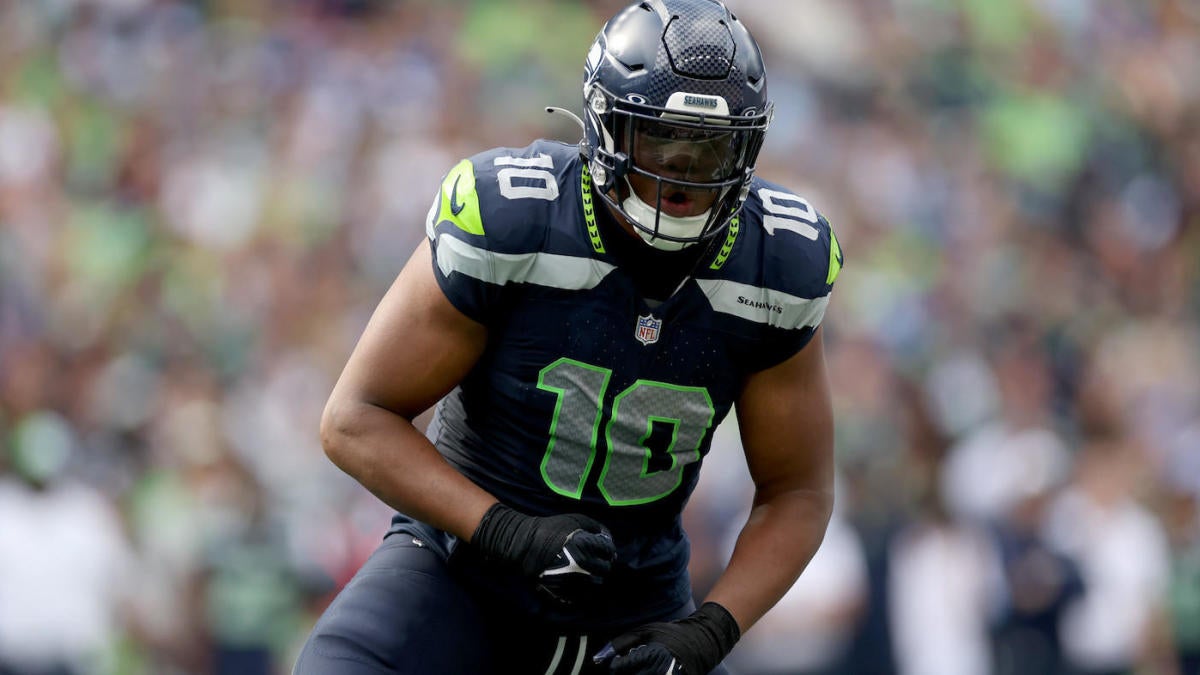 Seahawks lose top edge rusher Uchenna Nwosu for multiple weeks due to knee injury, per report - CBSSports.com