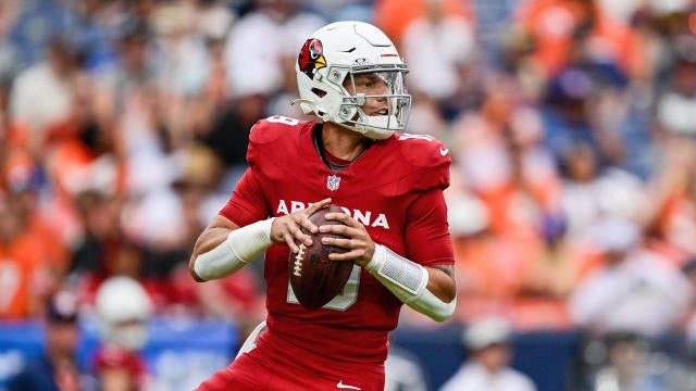 NFL News & Notes: Cardinals Release QB Desmond Ridder