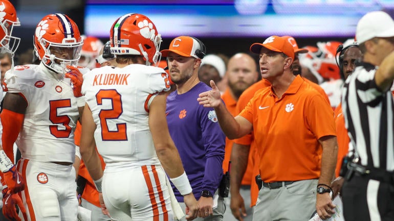 NCAA Football: Clemson at Georgia