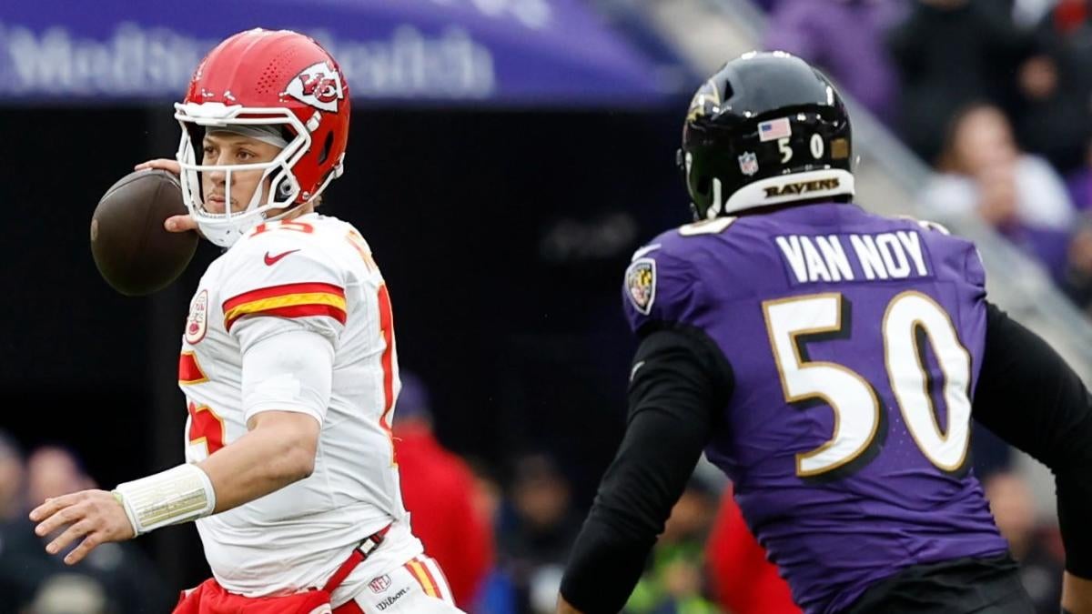 Ravens' Kyle Van Noy suffers rare NFL injury in season-opening loss to Chiefs, per report - CBSSports.com