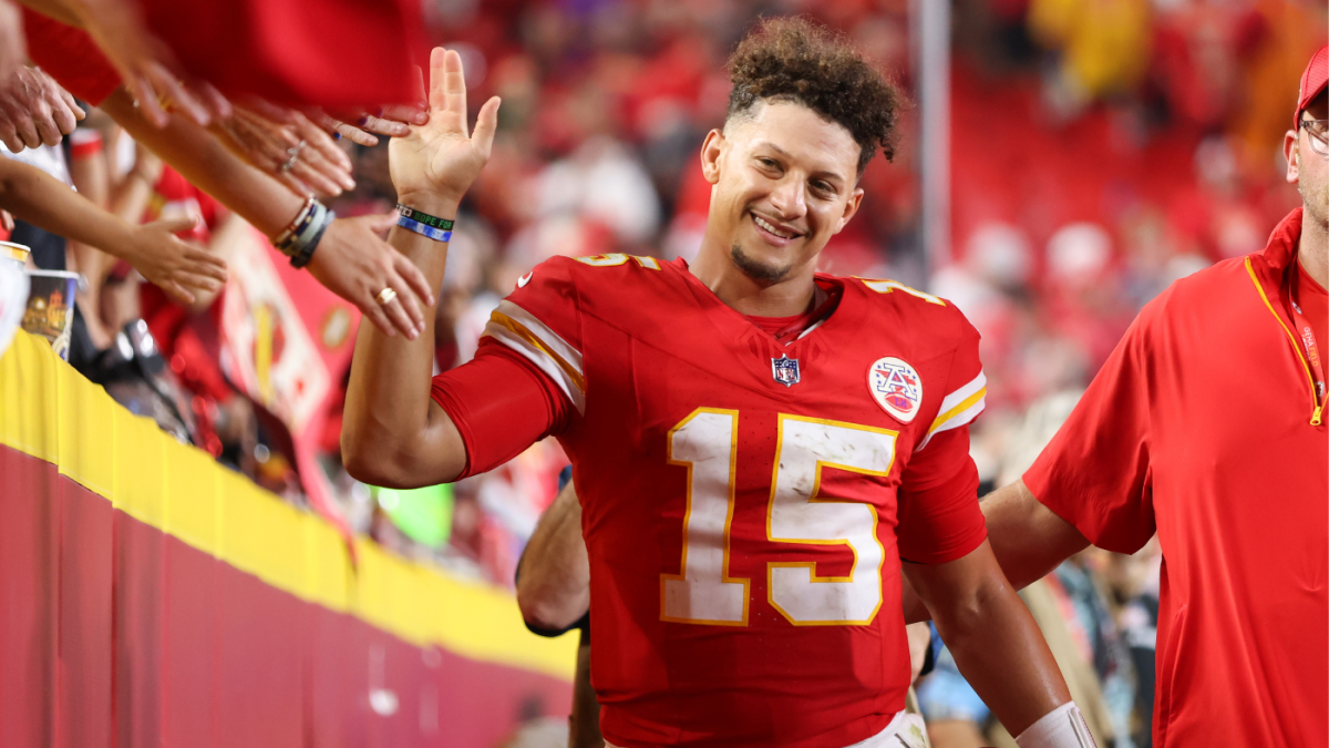 Should Patrick Mahomes be in QB GOAT discussion already? Former Raiders CEO explains biggest issue with title Should Patrick Mahomes be in QB GOAT discussion already? Former Raiders CEO explains biggest issue with title