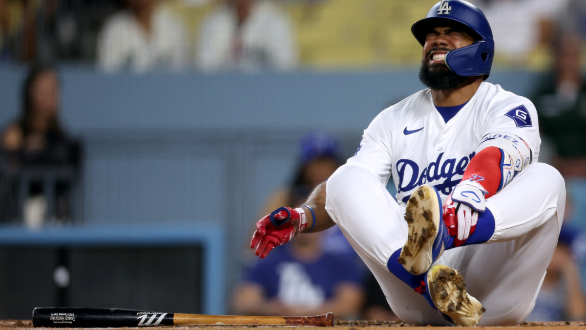 Teoscar Hernández injury update: Dodgers outfielder avoids IL after being hit by pitch