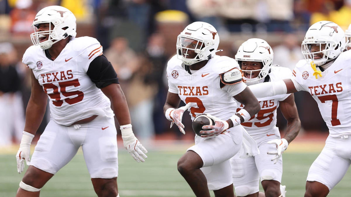 ‘This is who we are’: Texas flashes new identity as Longhorns bully perennial bully Michigan around Big House