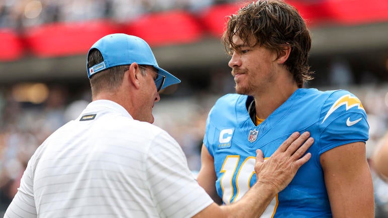 Raiders Chargers Football