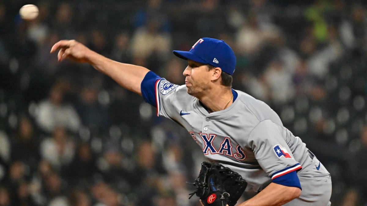 Jacob deGrom strikes out four times in his first start after his second Tommy John surgery against the Mariners