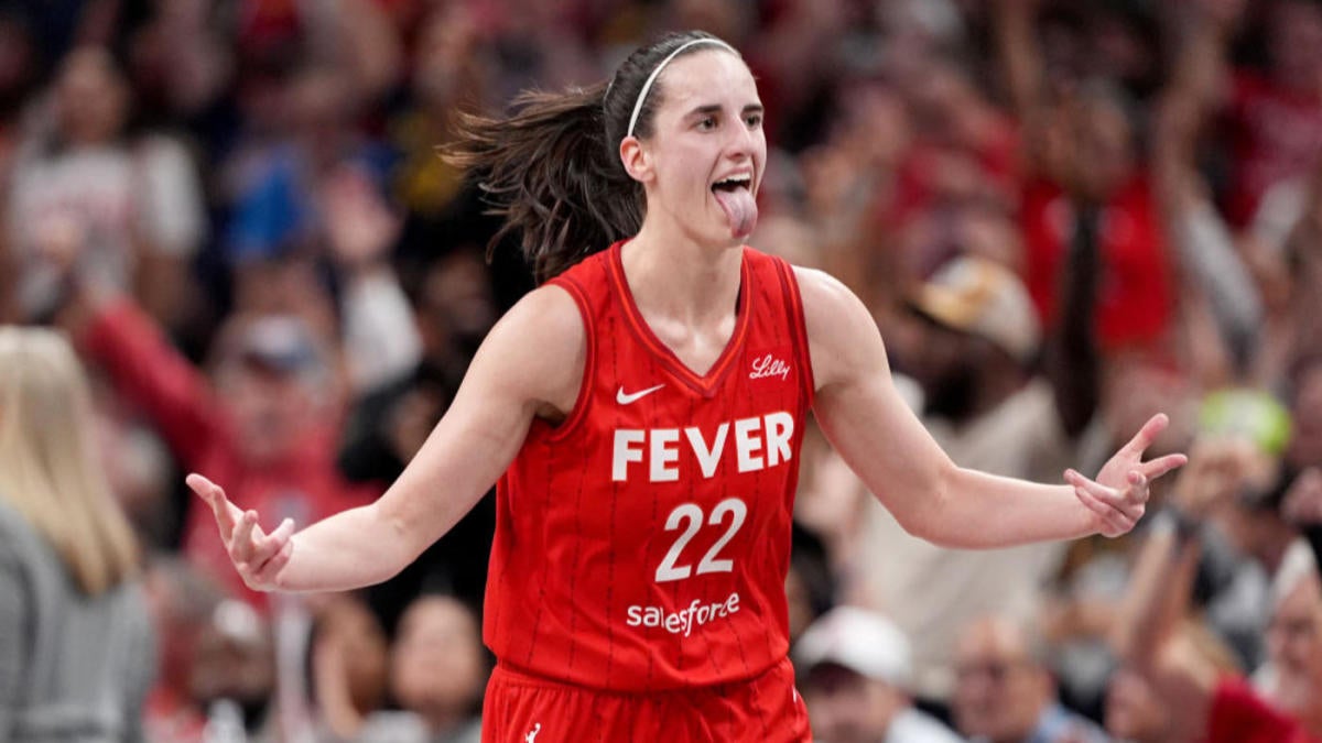 ケイトリン・クラークがWNBA新人得点記録を更新：フィーバーのスターがウィングス戦でセイモネ・オーガスタスを上回る
