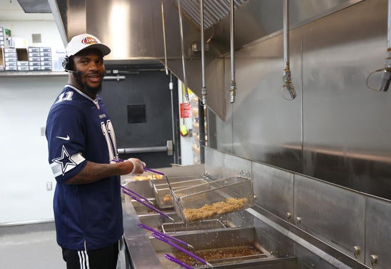 Dallas Cowboys Linebacker Micah Parsons Works "Shift" at Raising Cane's in Dallas, Serves up ONE LOVE to Cowboys Nation
