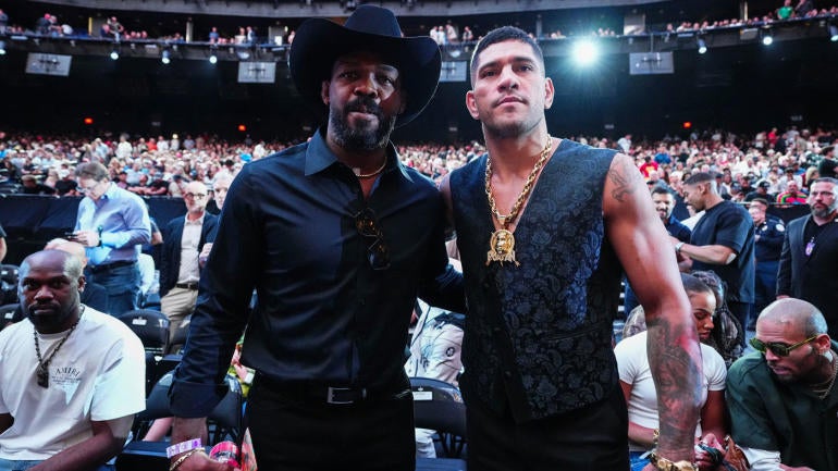 jon-jones-alex-pereira.jpg