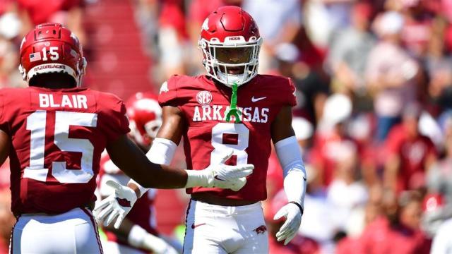 Razorback defense looks to bounce back at Auburn