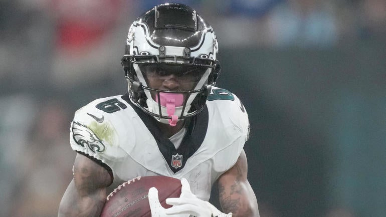 devonta-smith-us.jpg
