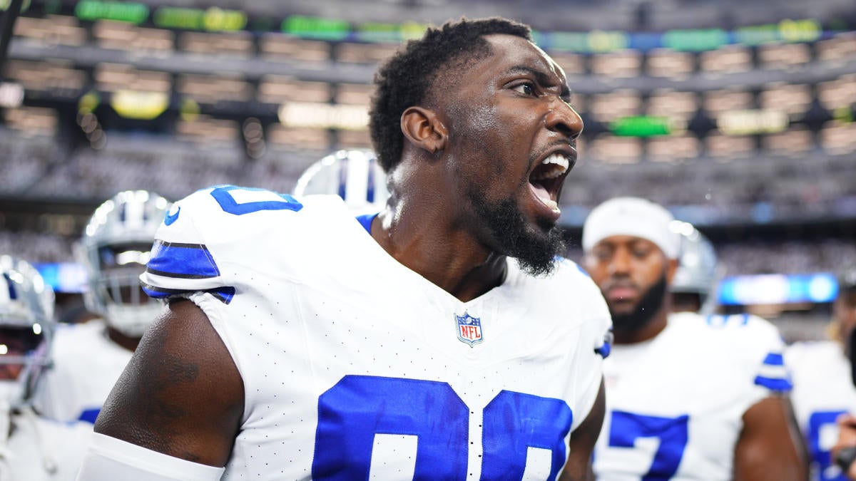 Cowboys' DeMarcus Lawrence frustrated with losing, says Dallas is playing 'little league football' - CBSSports.com