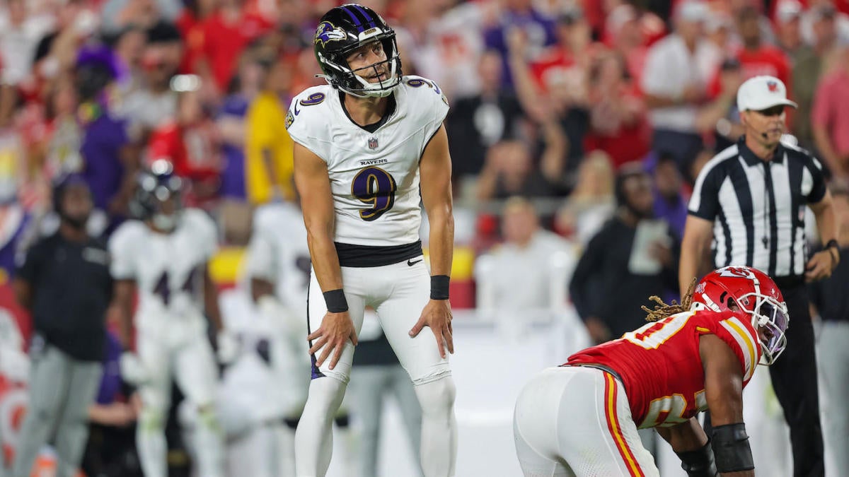 Jim Harbaugh acknowledges Justin Tucker's struggles, says Ravens kicker 'just needs to smooth it back out' - CBSSports.com