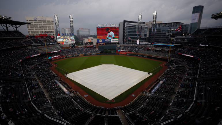 truist-park-rain-delay-getty.png