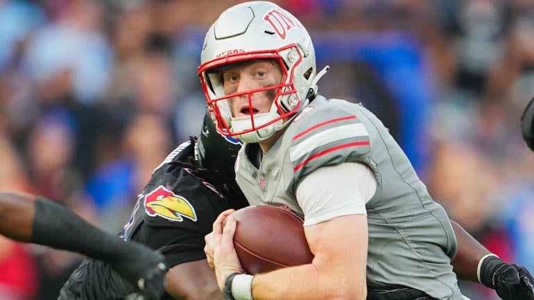 NCAA Football: UNLV at Kansas
