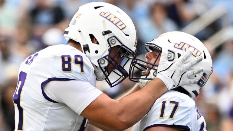 NCAA Football: James Madison at North Carolina