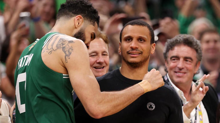 joe-mazzulla-celtics-g.jpg