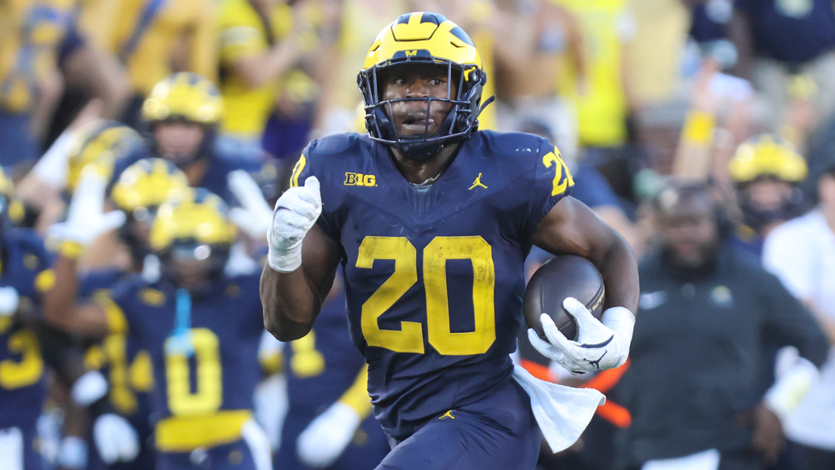 College football scores, schedule, NCAA top 25 rankings, games today: Michigan, Ole Miss in action early