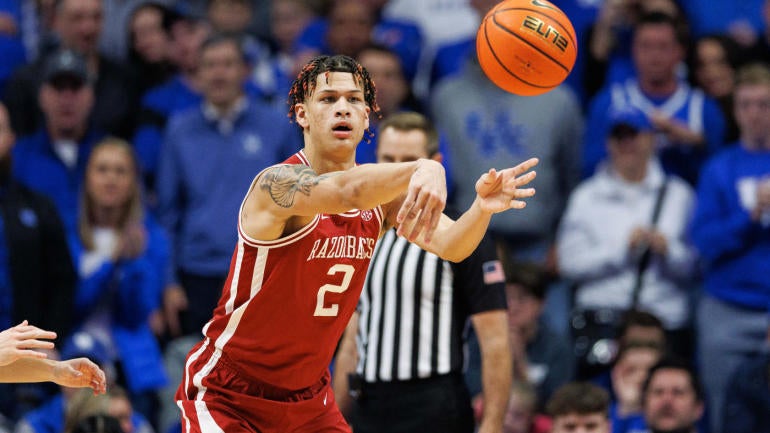 NCAA Basketball: Arkansas at Kentucky