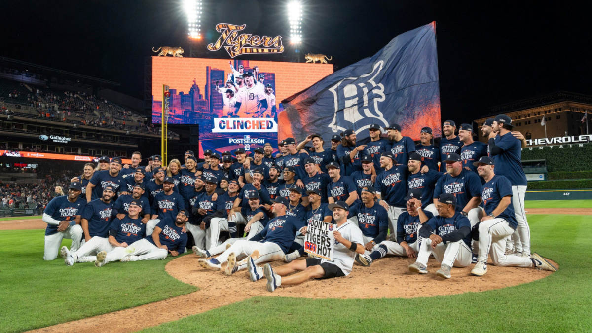 Tigers clinch playoff berth: Detroit turns late surge into first postseason appearance since 2014