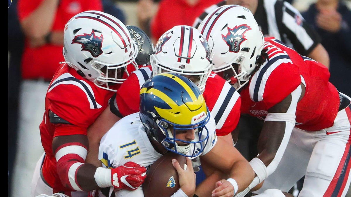 College football top 25: Stony Brook debuts in FCS Power Rankings ahead of showdown vs. top-five Villanova