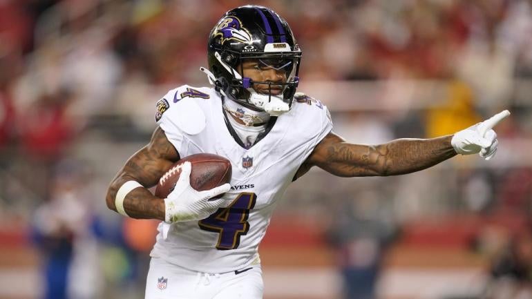 zay-flowers-ravens-usatsi.jpg