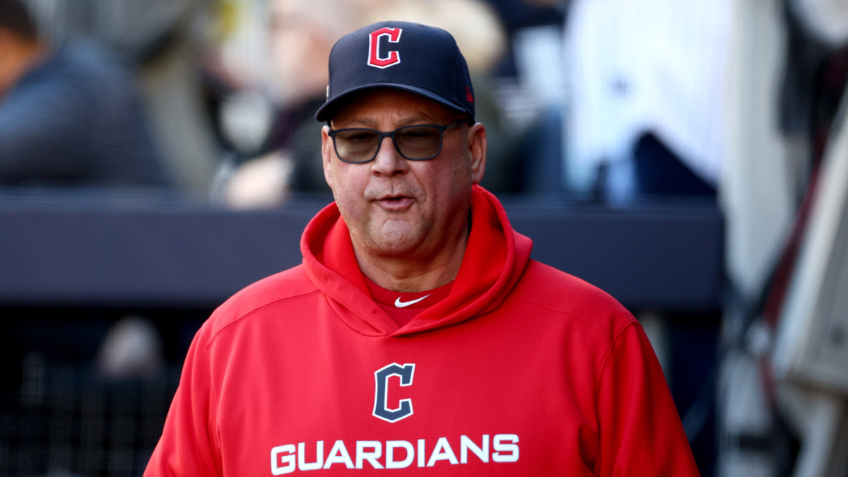 Reds hire Terry Francona as manager one year after two-time World Series  champ stepped down from Guardians - CBSSports.com