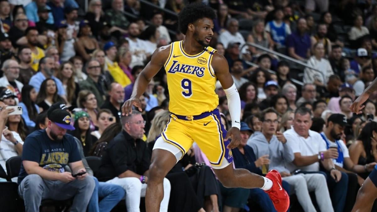 Lakers preseason opener: Bronny James narrowly avoids scoreless debut as Dalton Knecht steals show