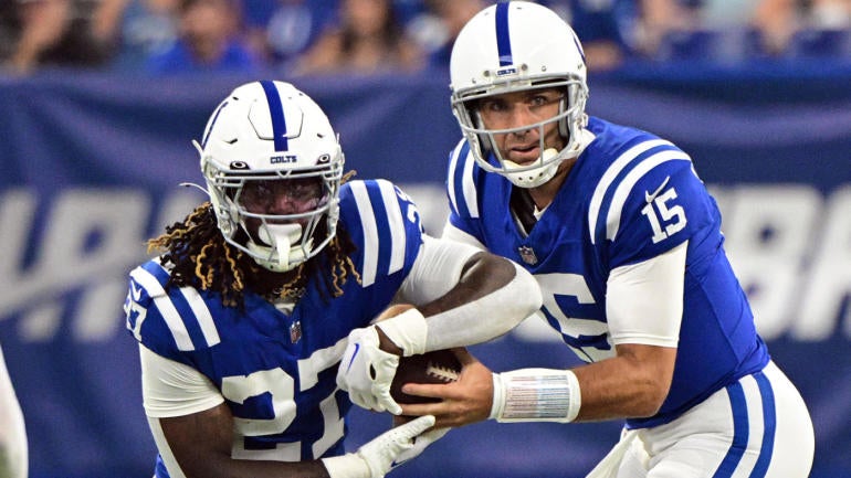 trey-sermon-joe-flacco-colts-usatsi.jpg