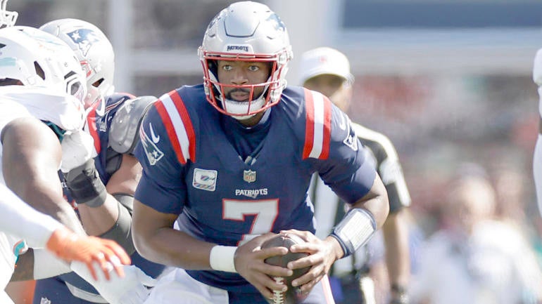 NFL: New England Patriots at San Francisco 49ers