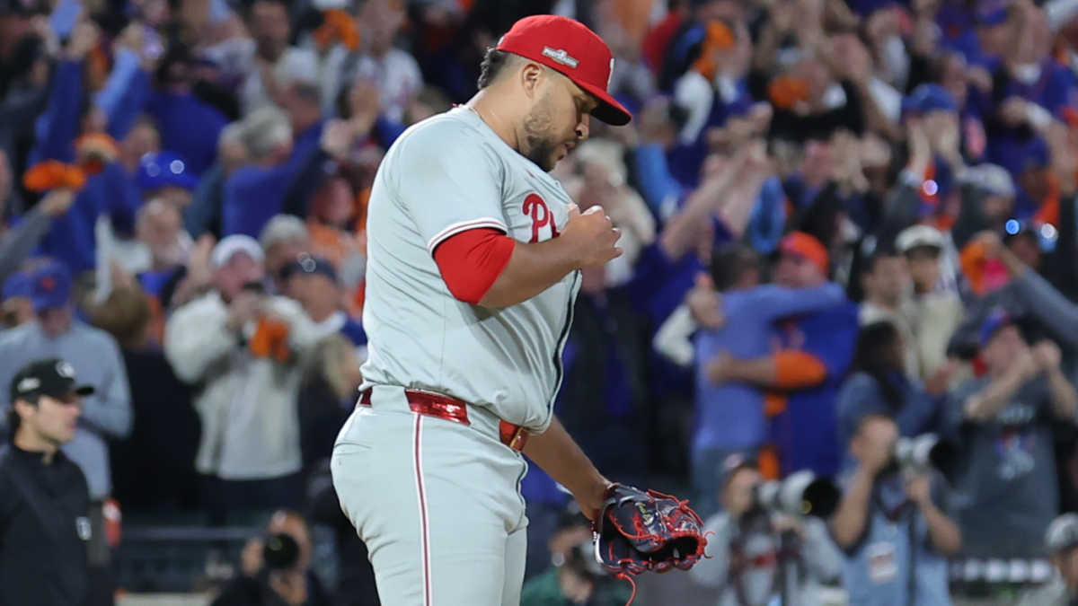 How Phillies' bullpen blew NLDS vs. Mets: Philly relievers post 11.37 ERA in series-long meltdown - CBSSports.com