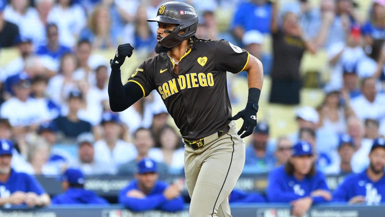 fernando-tatis-padres-g.jpg