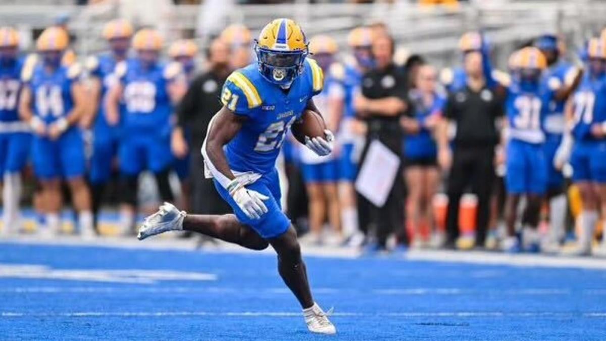 The Hunt Report: New Haven RB next up for a program that pumps out talent, plus other Division II standouts The Hunt Report: New Haven RB next up for a program that pumps out talent, plus other Division II standouts
